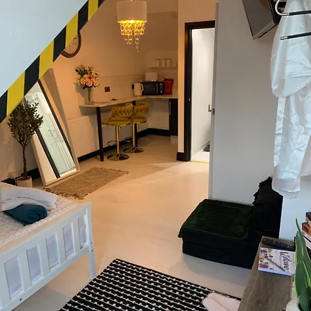 Sam'z Boutique Bed & Breakfast *
